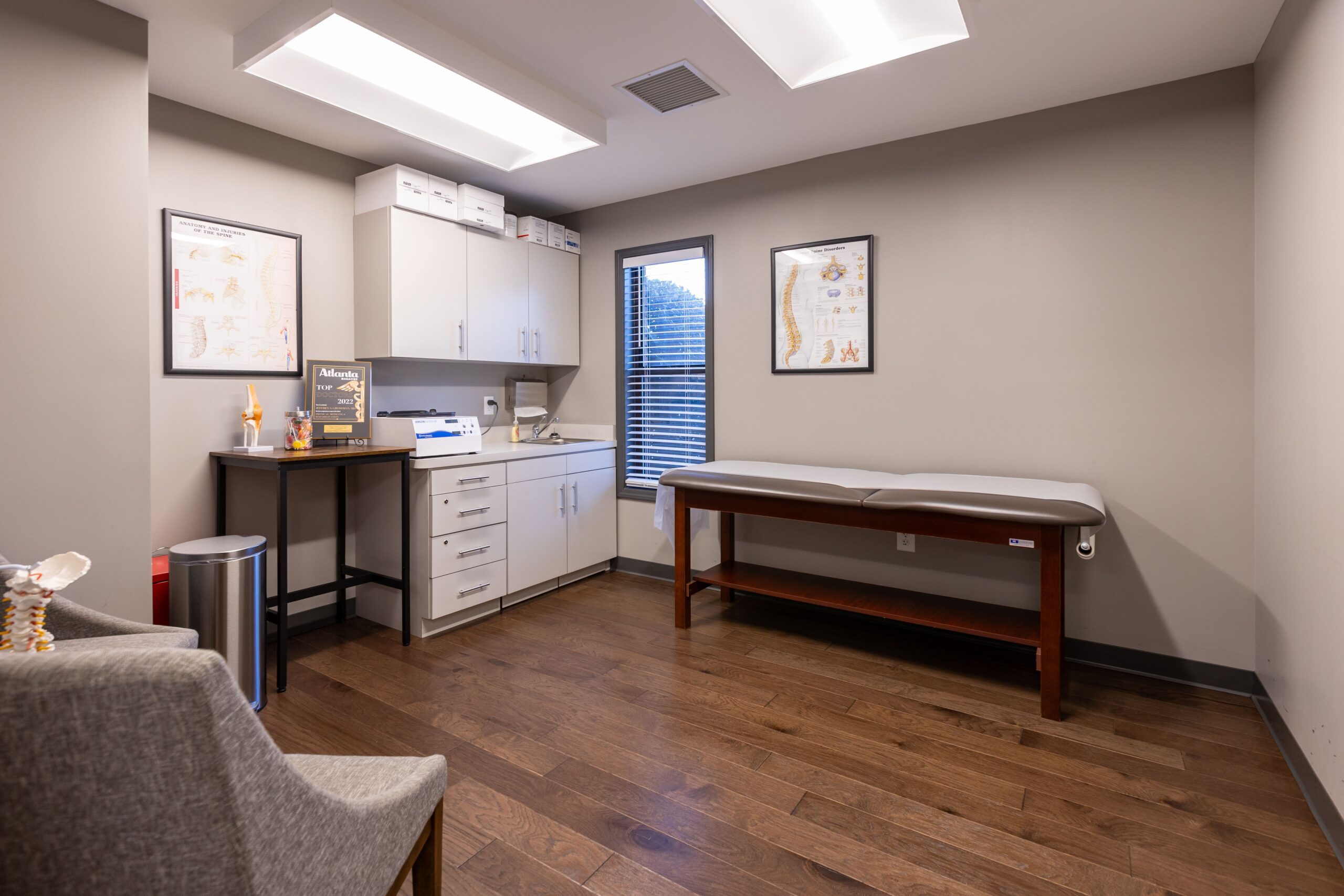 Peachtree Spine Douglasville exam room