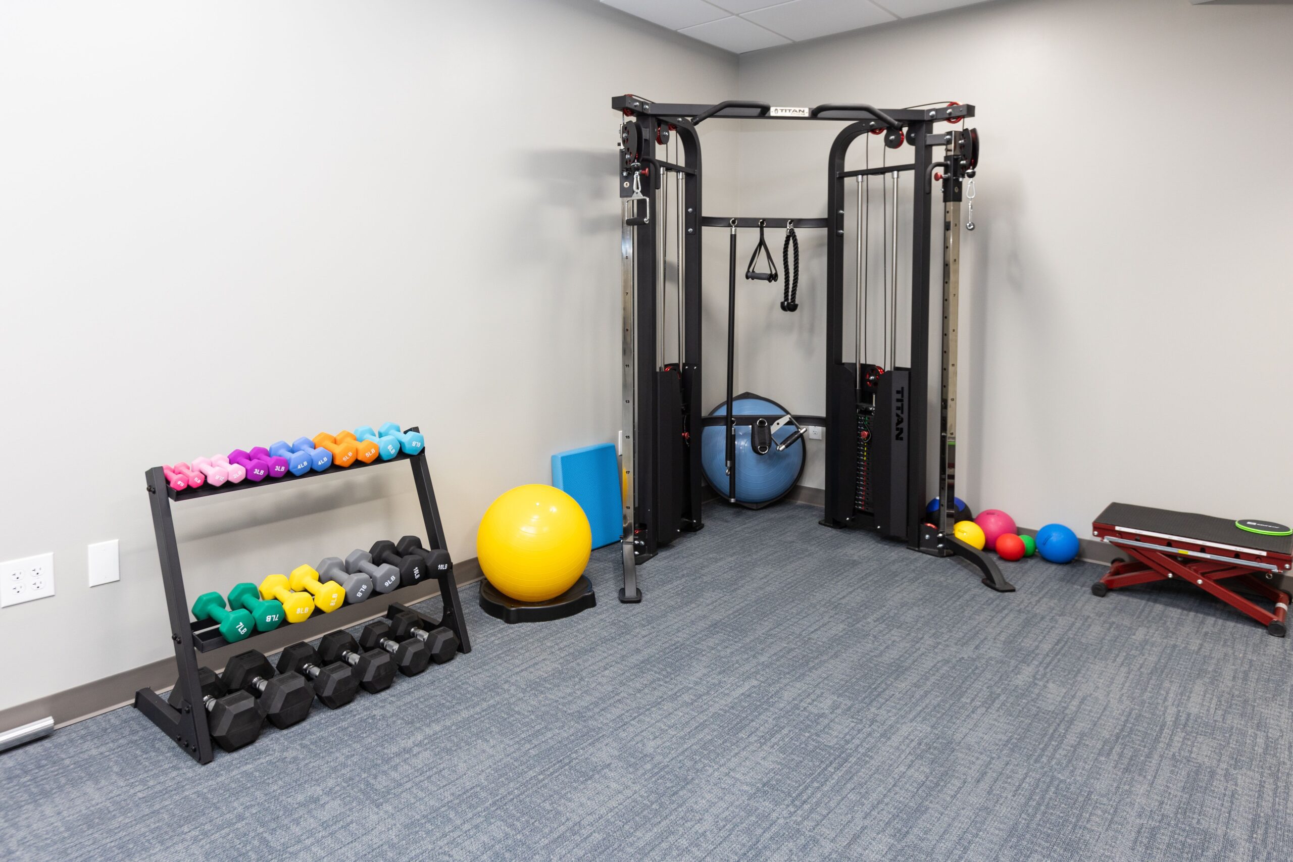 Peachtree Spine Fayetteville physical therapy area