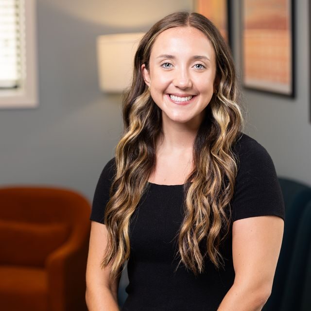 Summer Lindsey headshot website